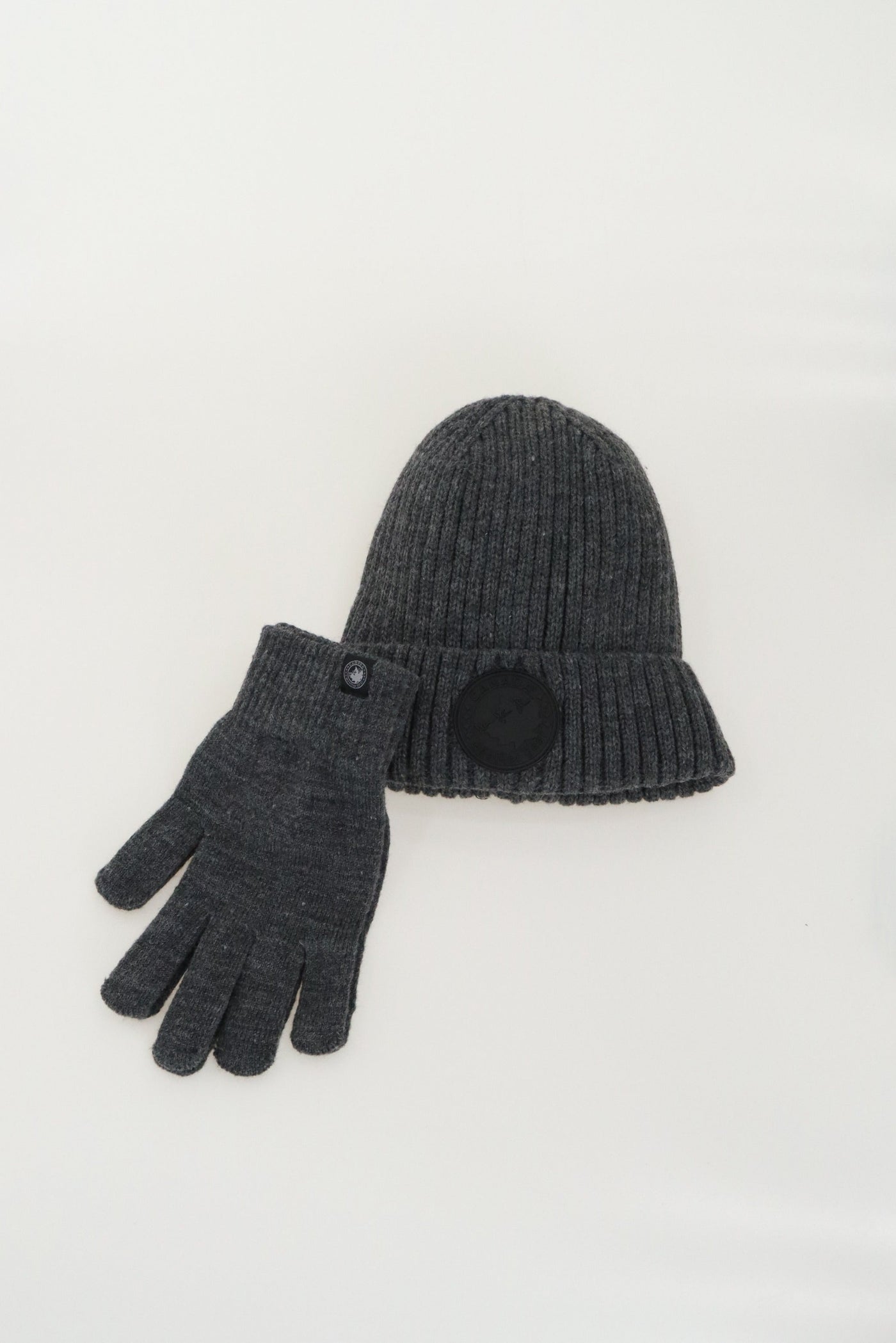 ?CANADA WEATHER GEAR KNIT BEANIE & GLOVES Gloves and Ribbed Knit Hat - Black main image 3